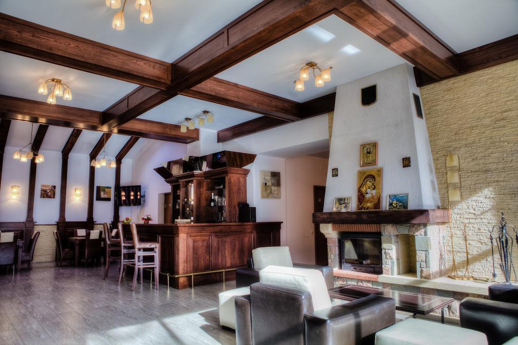 Vila Pinul Si Mesteacanul Hotel Poiana Brasov Exterior foto